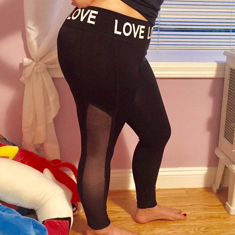 “Soho Girls” leggings - LOVE print